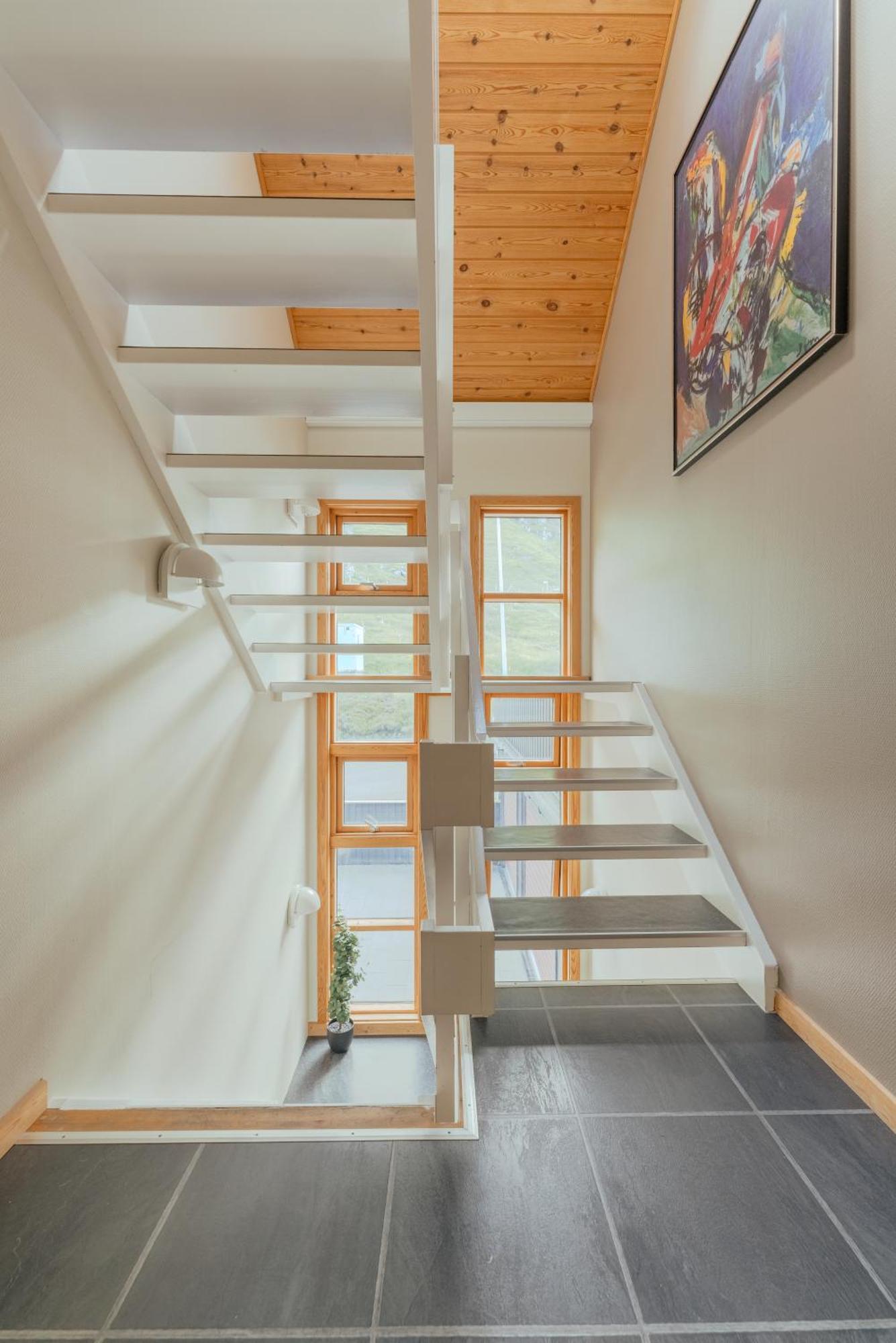 A Tromini Guesthouse Tórshavn Dış mekan fotoğraf