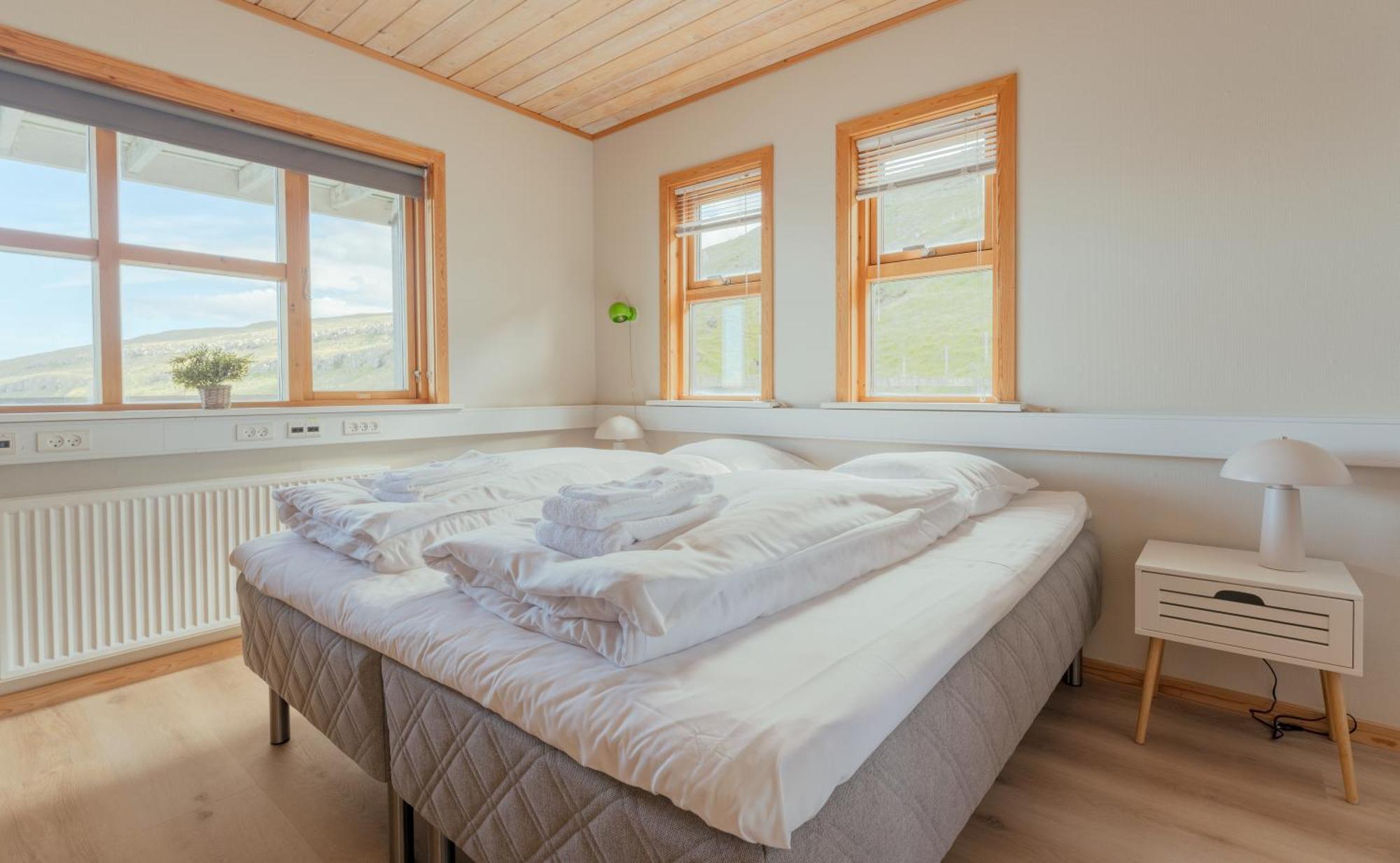 A Tromini Guesthouse Tórshavn Dış mekan fotoğraf