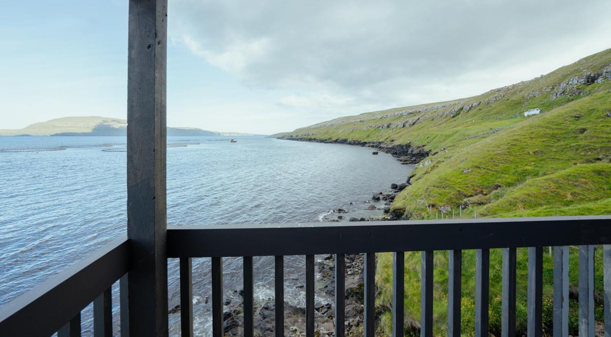 A Tromini Guesthouse Tórshavn Dış mekan fotoğraf