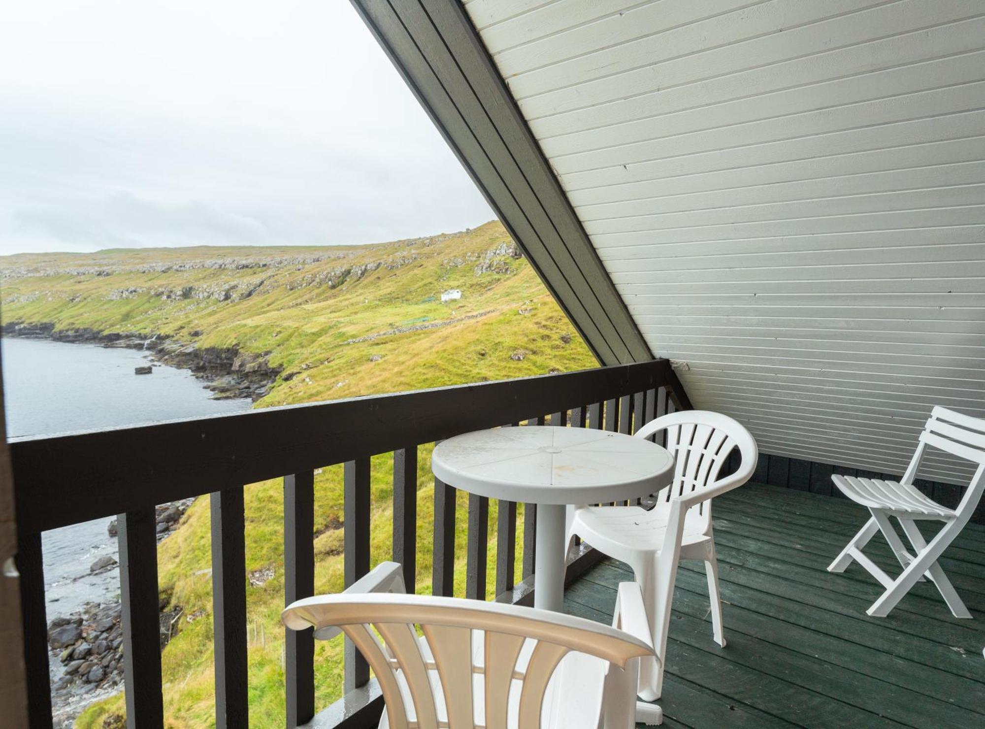 A Tromini Guesthouse Tórshavn Dış mekan fotoğraf